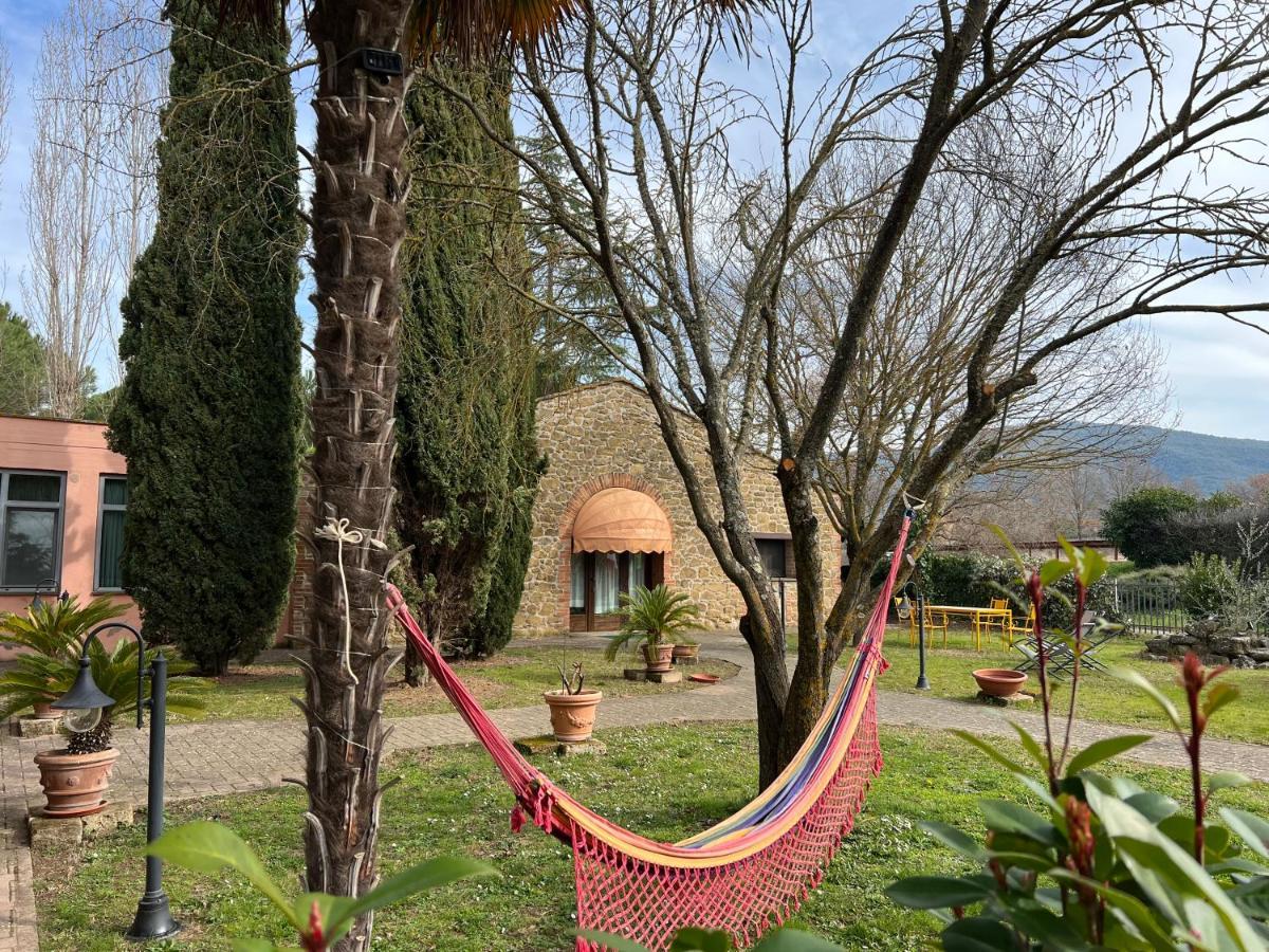 Hotel Villalago Trasimeno Magione Exterior foto