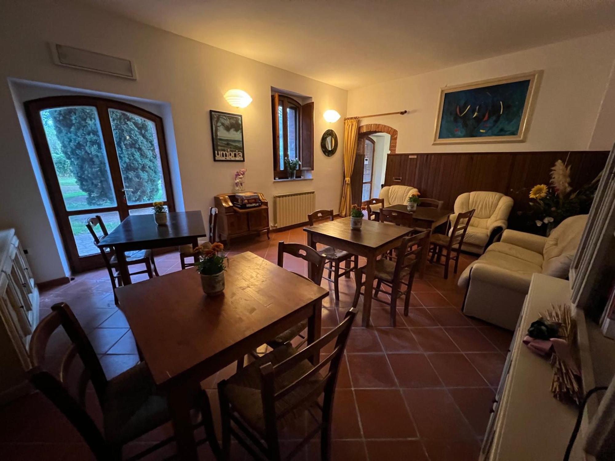Hotel Villalago Trasimeno Magione Exterior foto